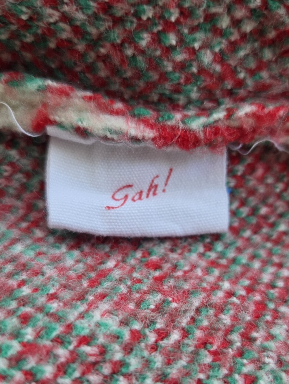 Lisa Says Gah Ella Strawberry Sweater M/L Boxy Cropped Knit - Picture 2 of 7